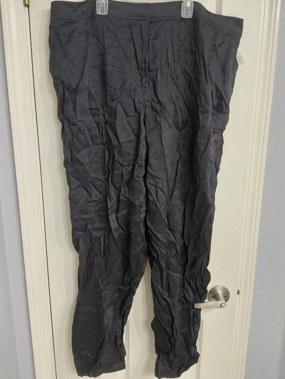 Black Light Weight Pant
